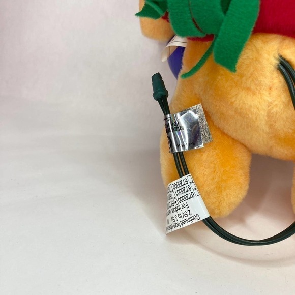 Santa's Best Winnie the Pooh EZ Light Large Animated Ornament in Original Box - Picture 5 of 16